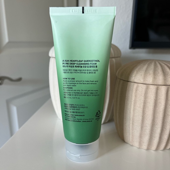 Anua Heartleaf Quercetinol Pore Deep Cleansing Foam - Picture 3 of 4
